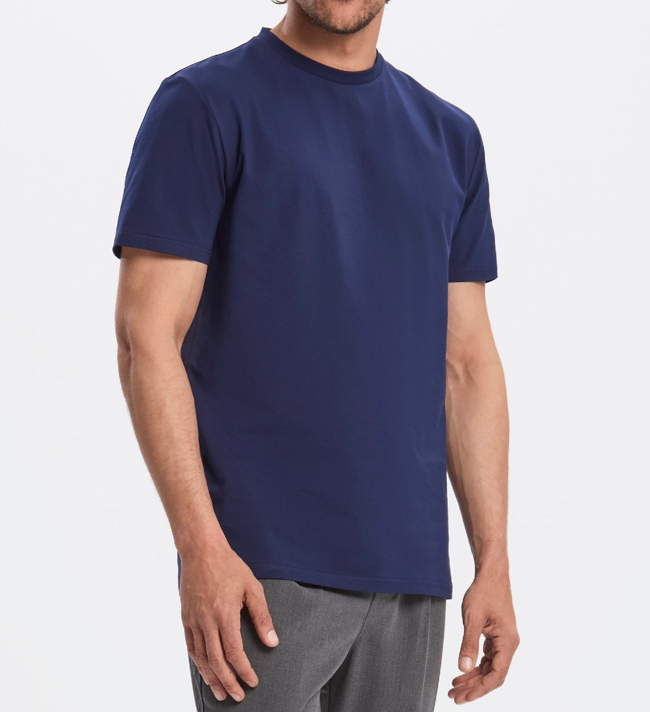 DEN KLASSISKA T-SHIRTEN