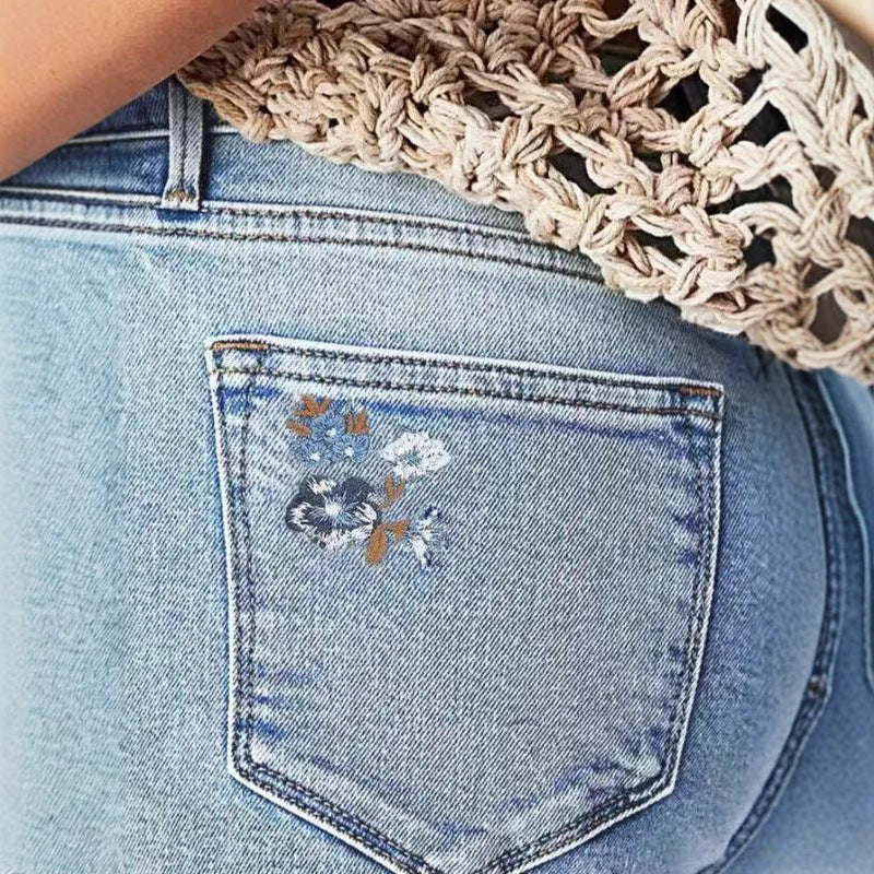 Women's Popular Fashion Mid Waist Straight Embroidery Jeans