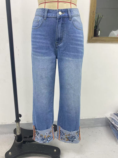 Women's Popular Fashion Mid Waist Straight Embroidery Jeans