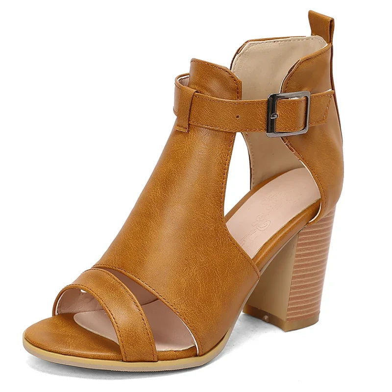 Linden klacksandal med ankelrem