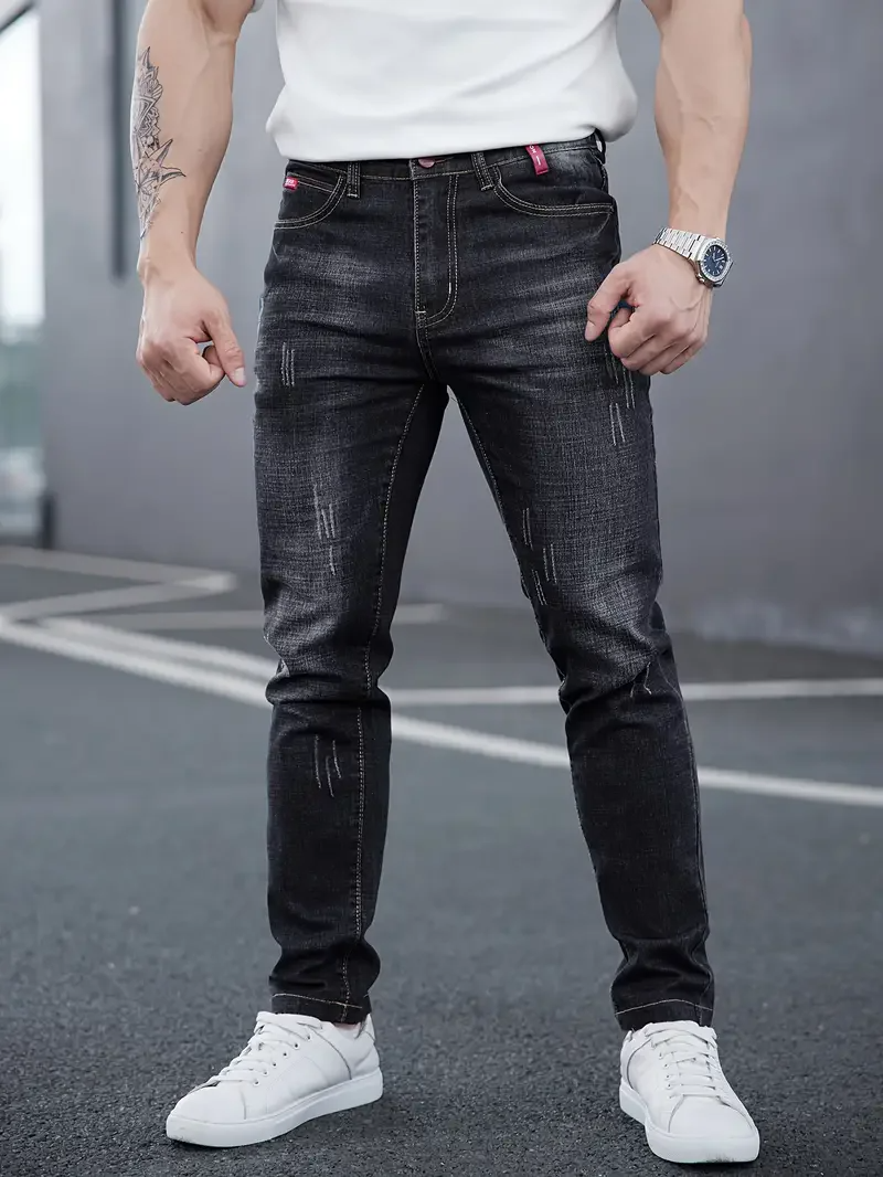Savage Cut avsmalnande jeans