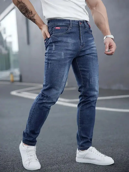 Savage Cut avsmalnande jeans