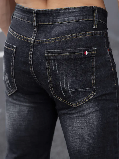 Savage Cut avsmalnande jeans