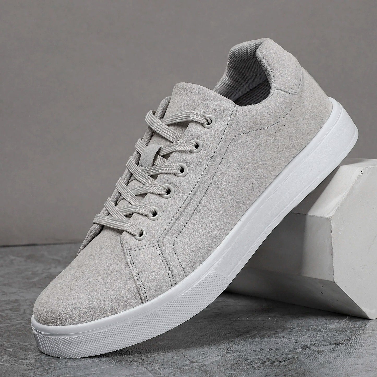 Stride Sneakers