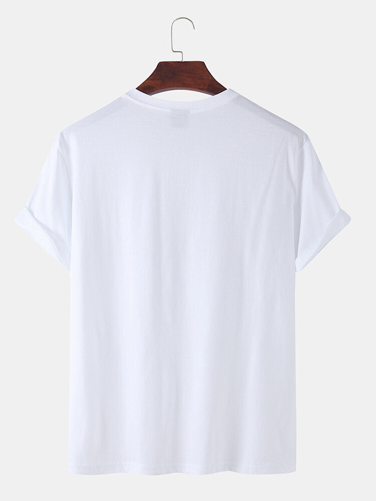 T-shirt med rött hjärtmönster