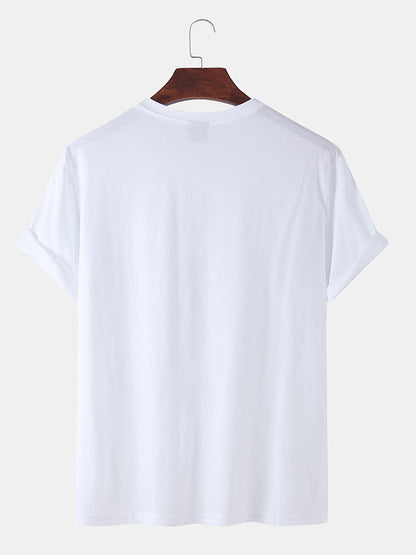 T-shirt med rött hjärtmönster